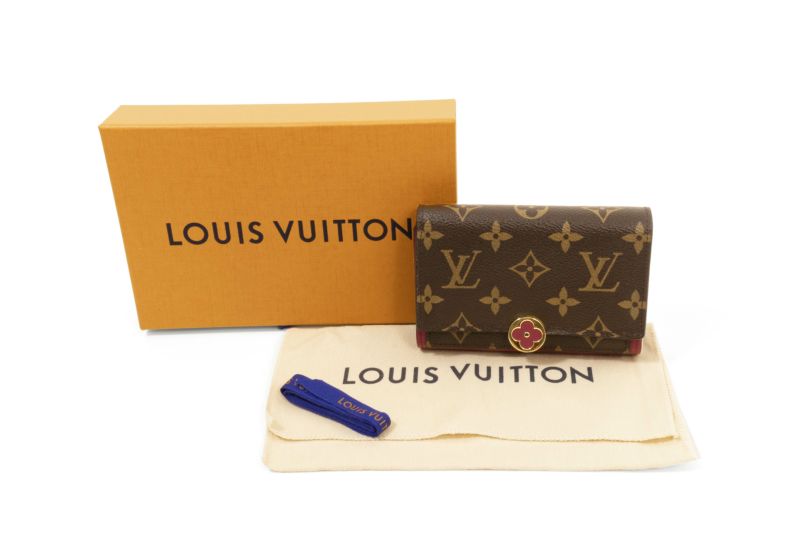 LOUIS VUITTON ルイヴィトン ポルトフォイユ・フロール コンパクト