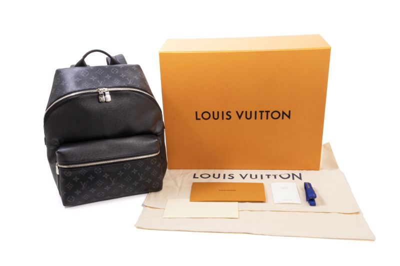 LOUIS VUITTON ルイヴィトン ディスカバリー・バックパック M30230